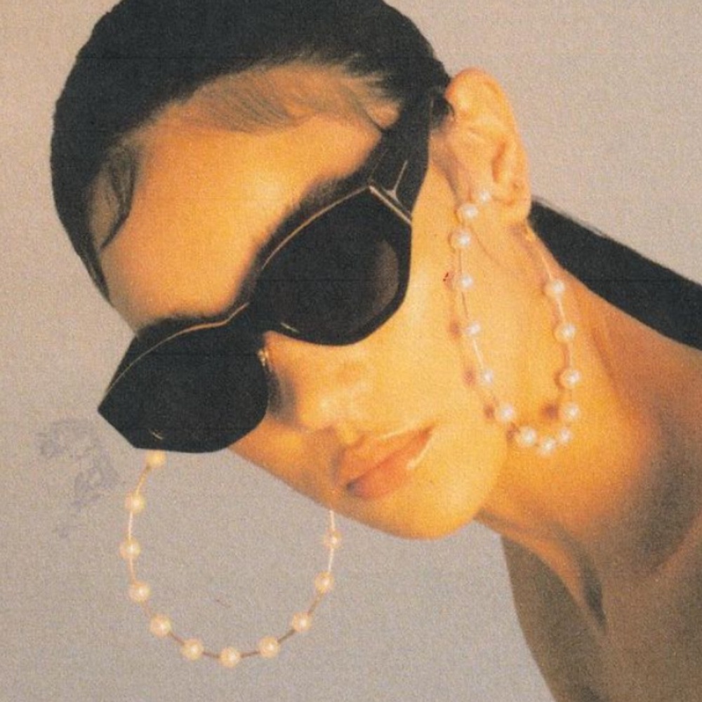 DEZI Charge It Sunglasses - Black